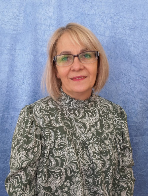Воспитатель Попова Ольга Вениаминовна Воспитатель Попова Ольга Вениаминовна